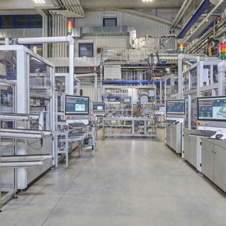Produktionslinie für einen Hochvolt EMC-Filter production line for high voltage EMC filter